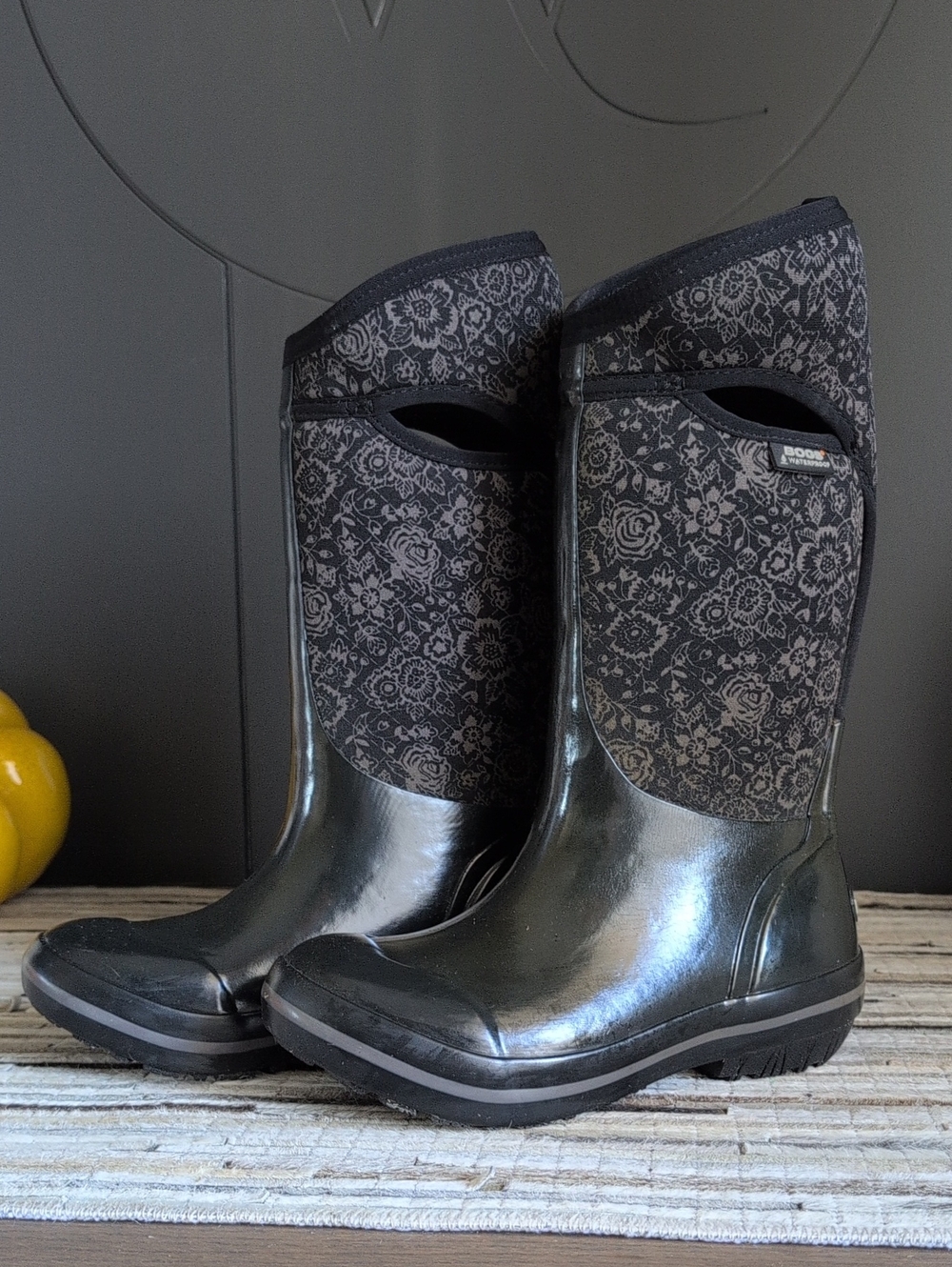 Bogs Women's Black Floral Mid-Calf Waterproof Rain Boots